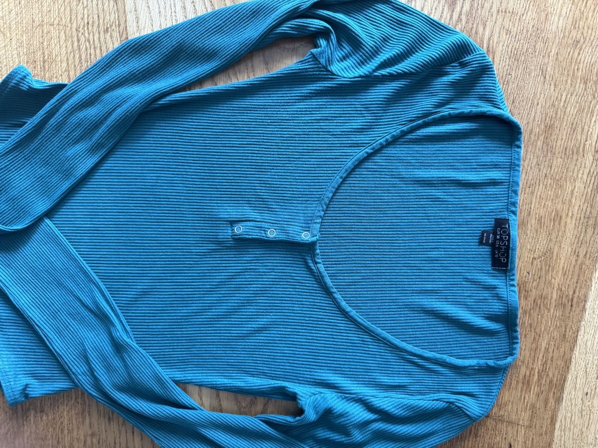 Topshop Top: body Topshop – Usato da Siebnen venduto da koschitoschi 2
