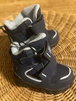 Winter shoes dark blue Size 20 new with the etiquette