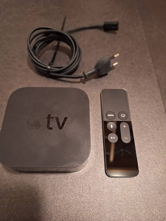 Apple Lettore multimediale & Streamer: Apple TV 32gb (2017) – Usato da Weissbad venduto da DaPeTa