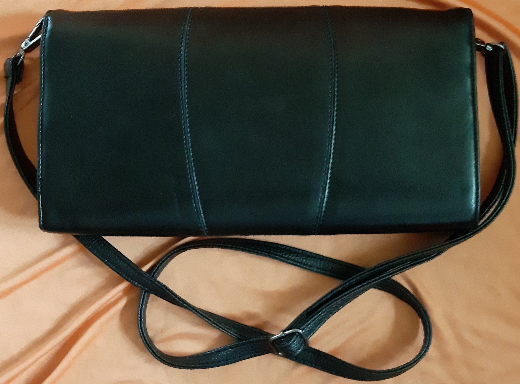 Borse da donna: Schöne Damen Handtasche Schwarz – Nuovo (secondo la descrizione) da Seuzach venduto da VT-Collections2 2