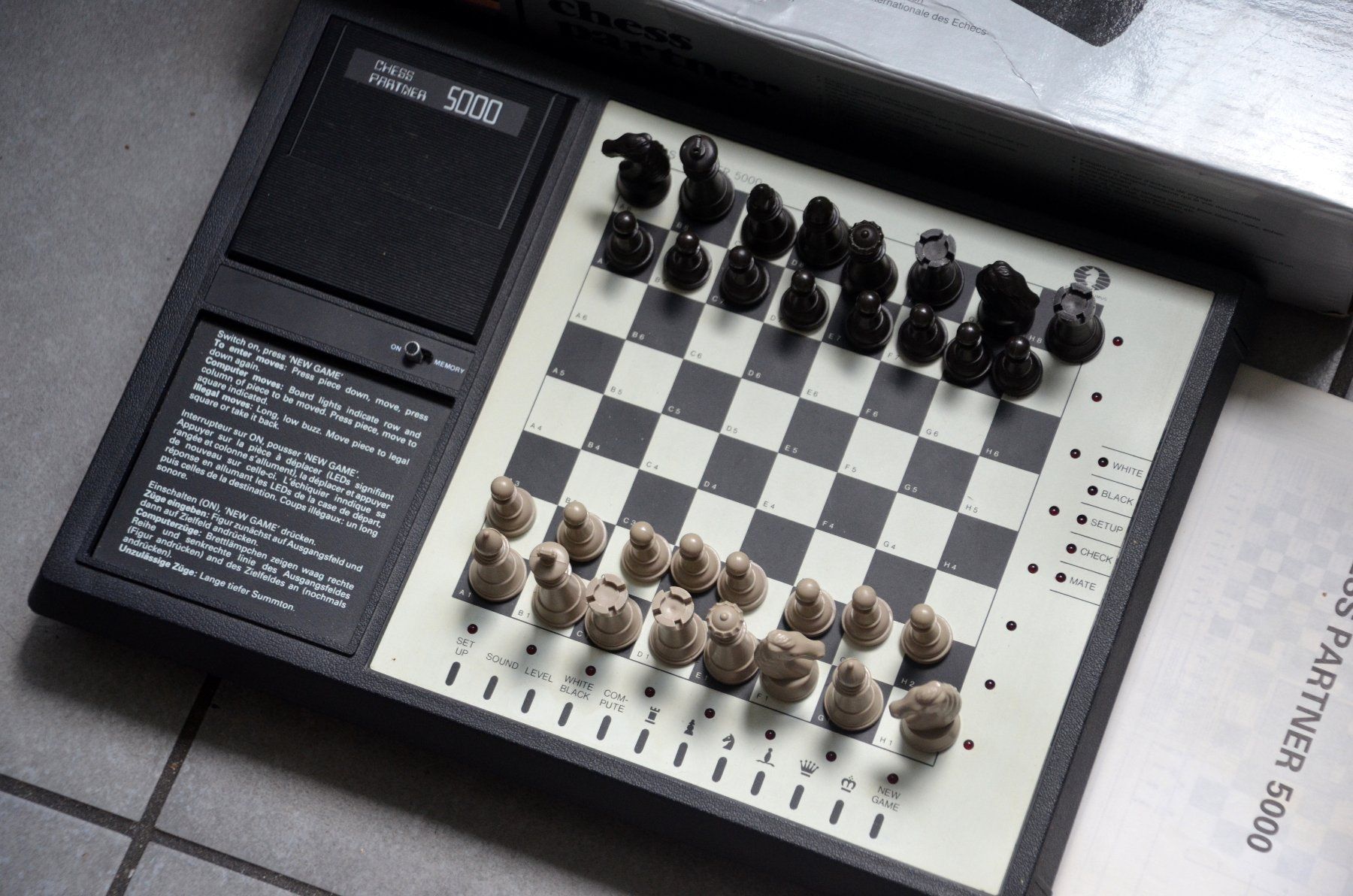 Giochi: SciSys Chess Partner 5000 elektronisches Schach / échecs – Usato da Collonges venduto da arashee 3