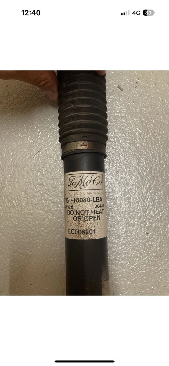 Ford Tutti pezzi di ricambio auto: Original Ford Stossdämpfer (1x) – Usato da Zürich venduto da tom_b759 2