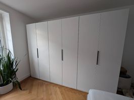 Livique Kleiderschrank Sanko CHF 400 VB