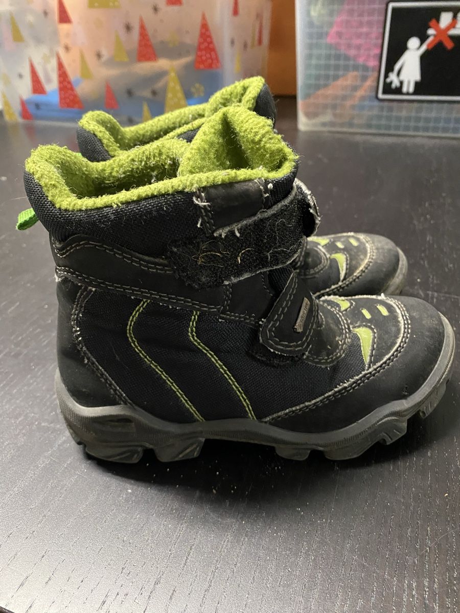 Primigi Scarpe per ragazzi: Wasserdichte Wanderschuhe PRIMIGI Gr. 28 – Usato da Biel-Benken BL venduto da PANORMUS 1