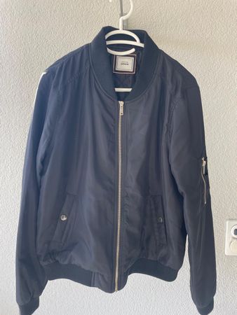 Damen Übergangsjacke | frisch aus der chemischen Reinigung
