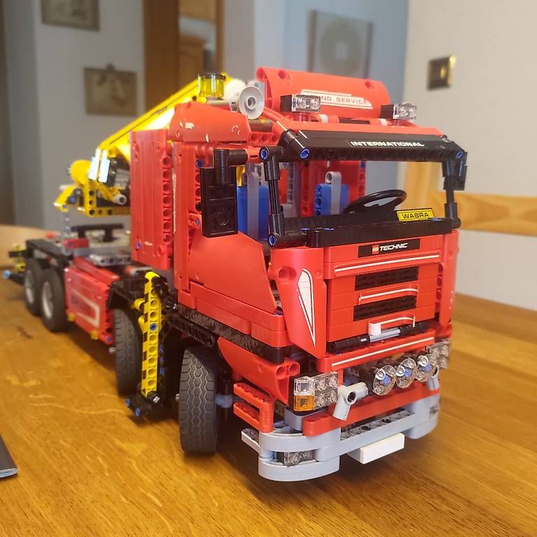 Baukästen: LEGO Technic 8258 Crane Truck aus 2009 – Gebraucht aus Pèry von Gopo 3
