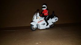 Polizeitöff mit Blaulicht