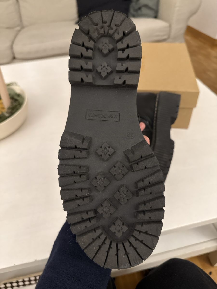 Scarpe da donna: Trendige Herbst-Boots von Ten Points, Gr. 39, Leder – Nuovo (secondo la descrizione) da Winterthur venduto da san_9m2f 5