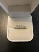 Alliance en argent 925 et zircon