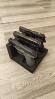 Pistolen Stand für 3 Pistolen ca. 20x18x3cm Pistolenständer