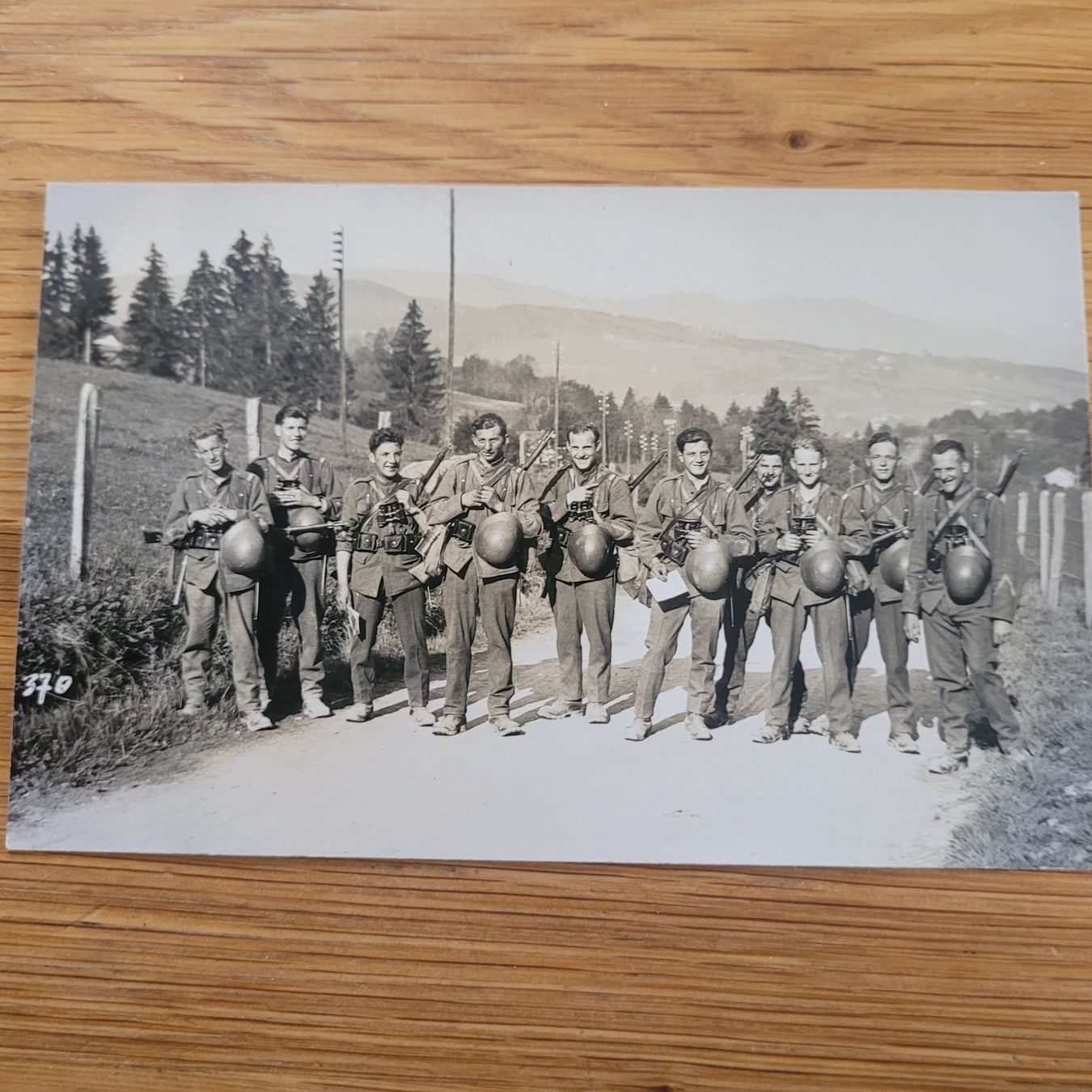 Cartoline postali: Postkarte AK Militär – Usato da Biel/Bienne venduto da Destockweb