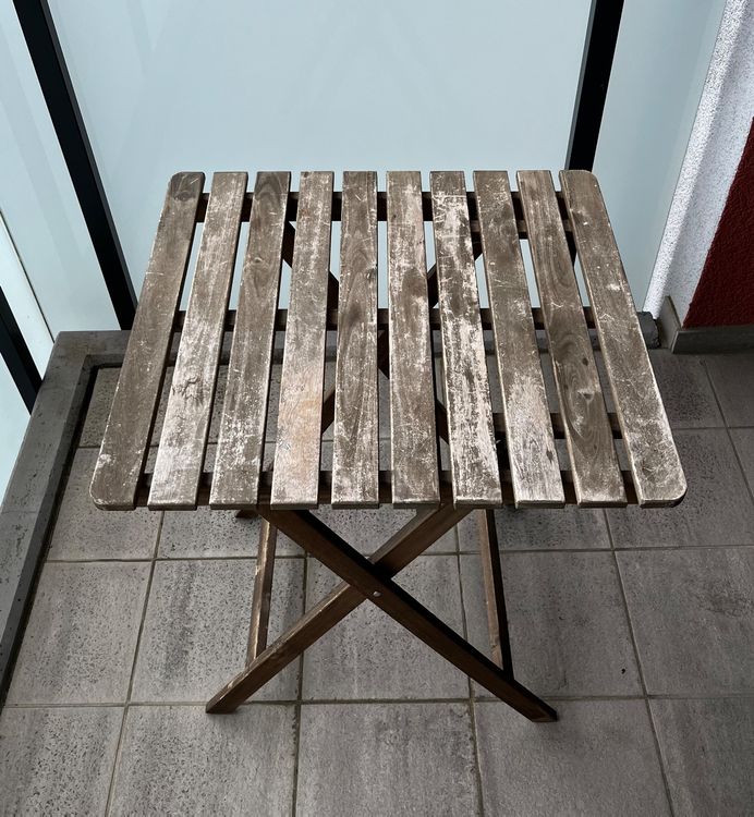 Kleiner eckiger Holztisch (Balkon, Garten) Kaufen auf Ricardo