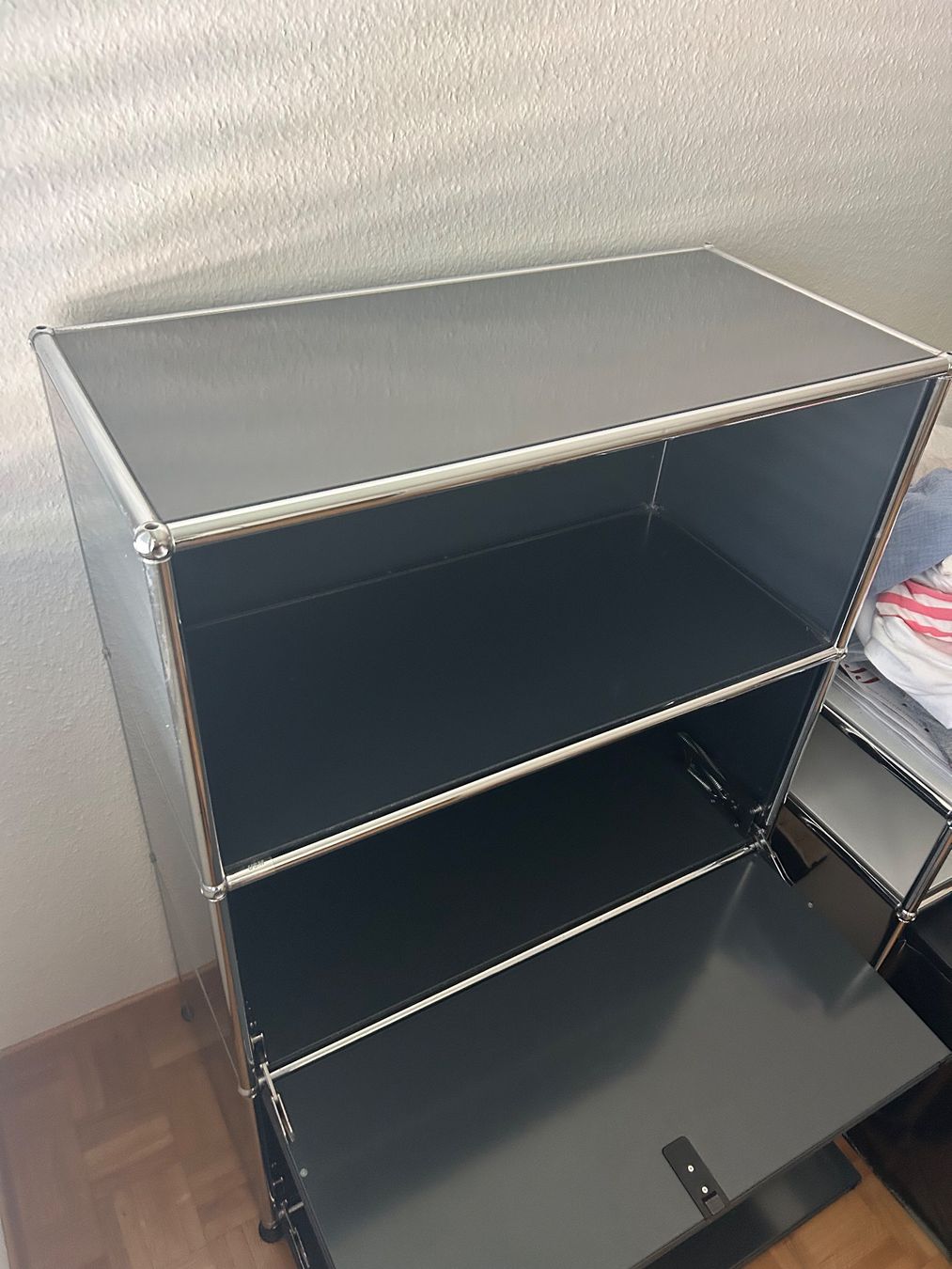 USM Scaffali: USM Haller Sideboard – Usato da Baar venduto da Nnmae 2