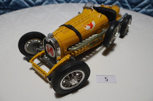 Bugatti Modellautos: Bugatti Typ 59 Grand Prix Rennwagen Modellauto – Gebraucht aus Steffisburg von Gswiss