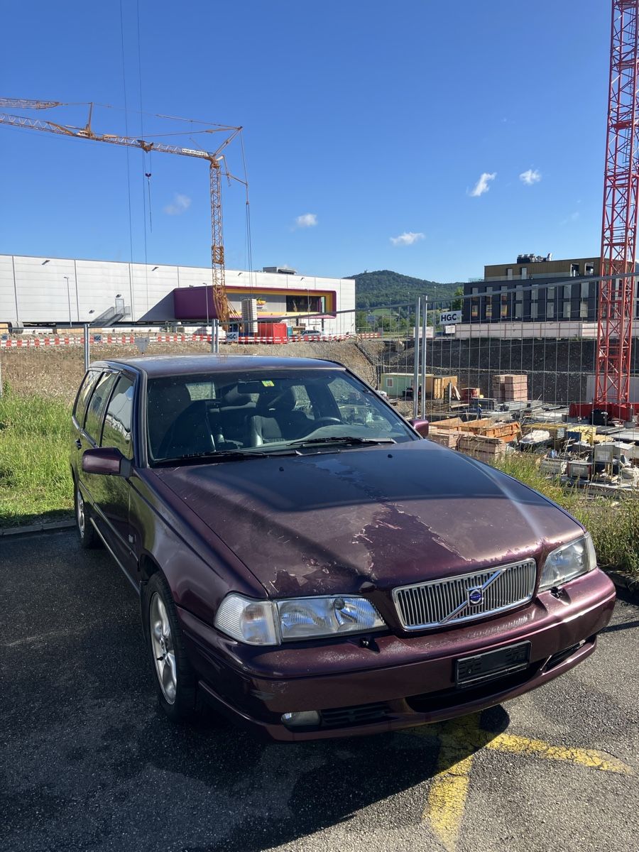 Volvo Automobili: Volvo V70 2.5 LPT – Difettoso da Rothrist venduto da Hunziker4852 1