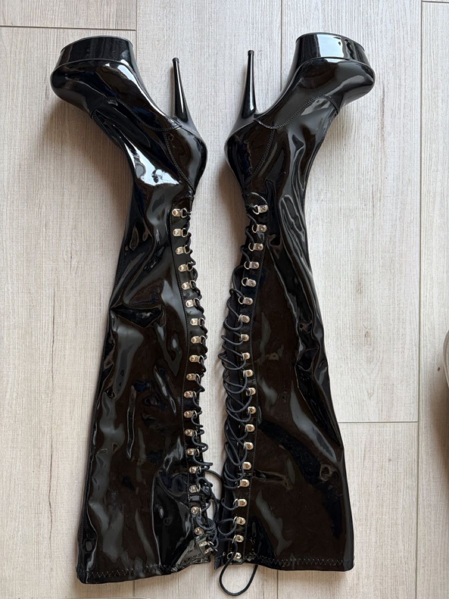 Scarpe da donna: Bottes cuissardes Pleaser plateforme noir  – Usato da La Chaux-de-Fonds venduto da Menc23 3