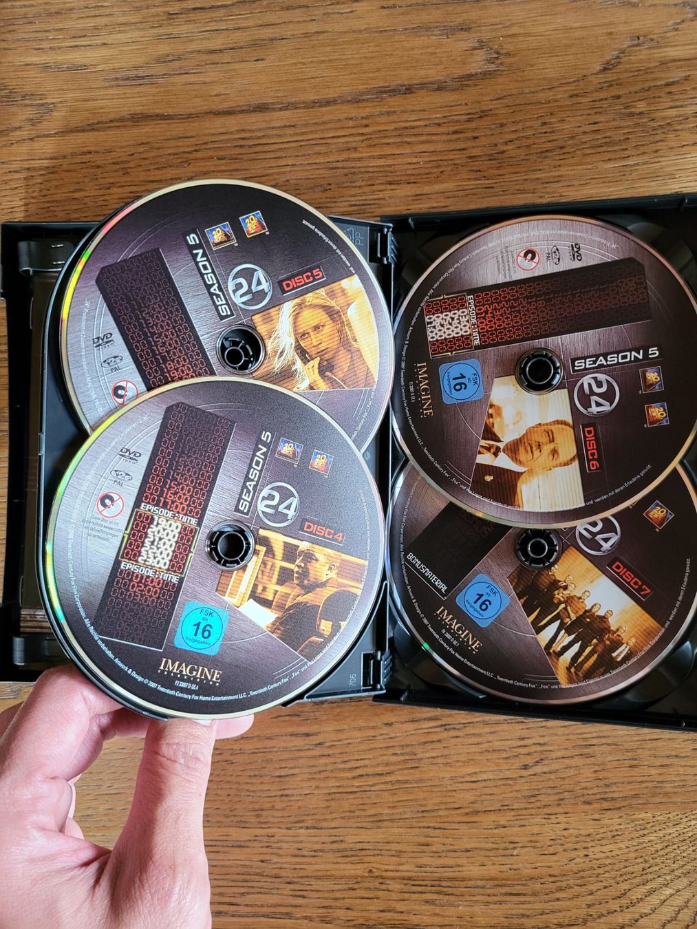 Tutti i DVDs: 24 Staffel 5 DVD – Usato da Sagogn venduto da jwa_cr2v 1
