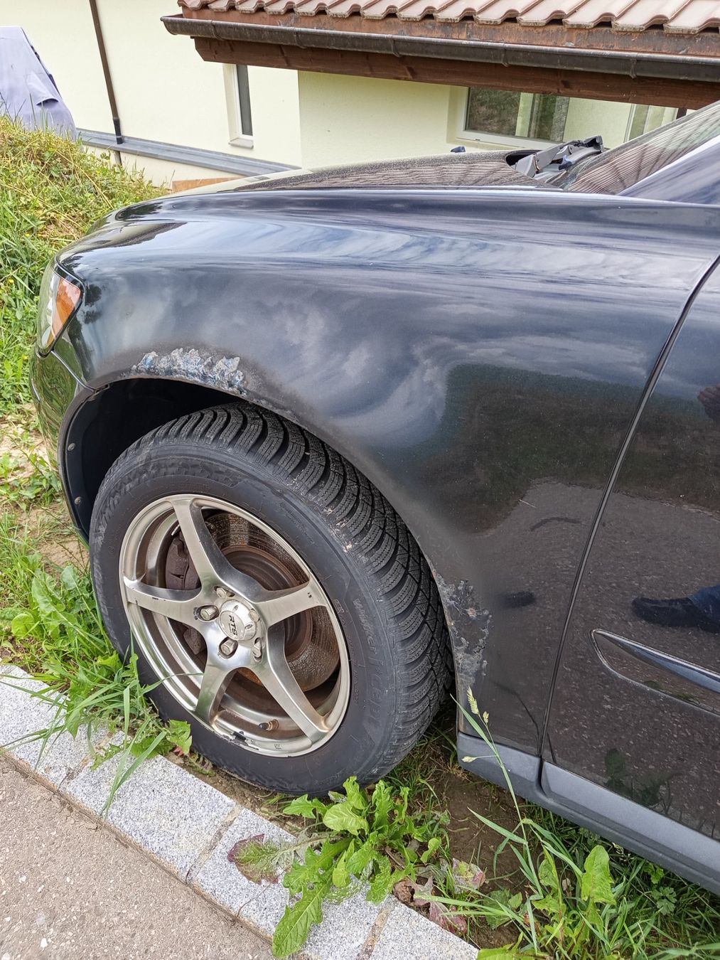 Volvo Automobili: VOLVO V50 T5 AWD – Usato da Tavannes venduto da Ramseier1 3