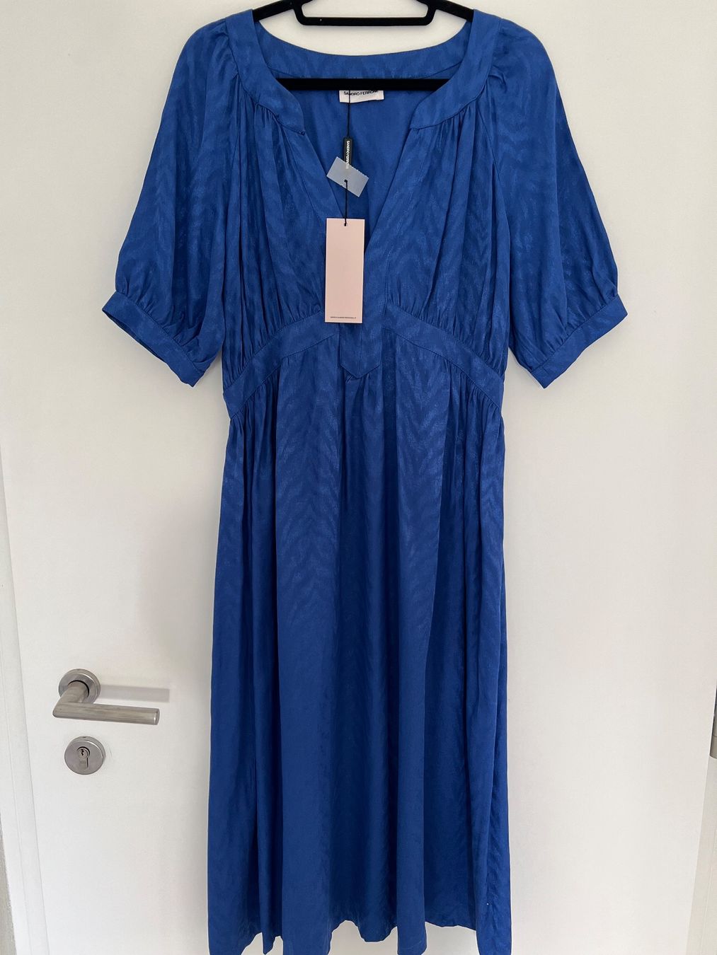 Sandro Kleider: Kleid Sandro Ferrone- blau Grösse 38 mit Etikett – Neu und originalverpackt aus Ebmatingen von Mistelu
