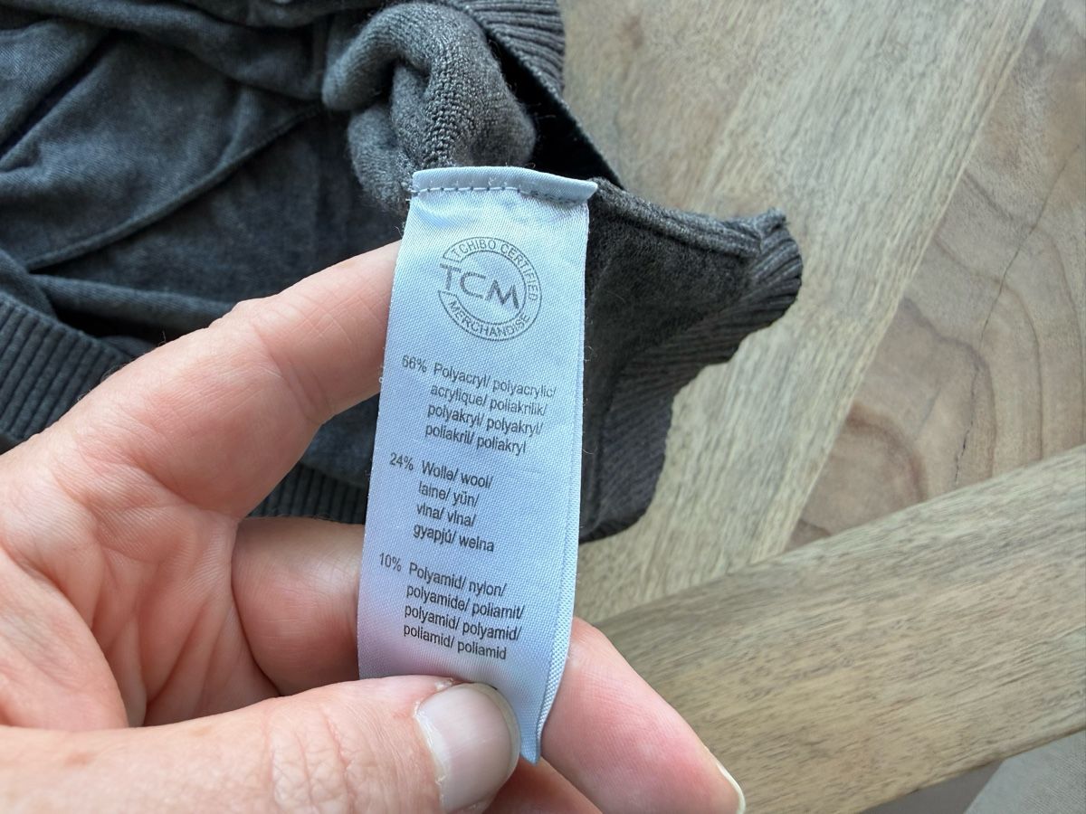 Maglioni & Felpe: Long Pullover Tchibo Ge. 44/46 – Usato da Eggenwil venduto da Lissi82 2