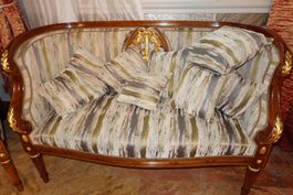 Massive Salon-Sitzgruppe Holz–Sofa, 2Sessel, 4Stühle, Tisch