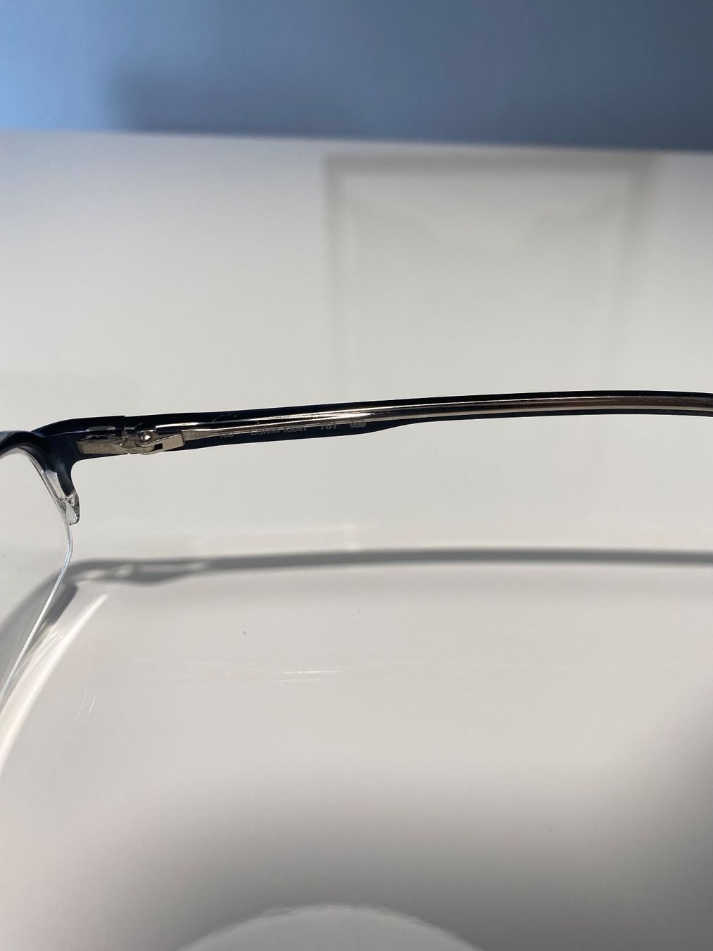Calvin Klein Occhiali & Lenti: Monture de Lunettes Calvin Klein – Nuovo (secondo la descrizione) da Bottens venduto da 2Lens 3