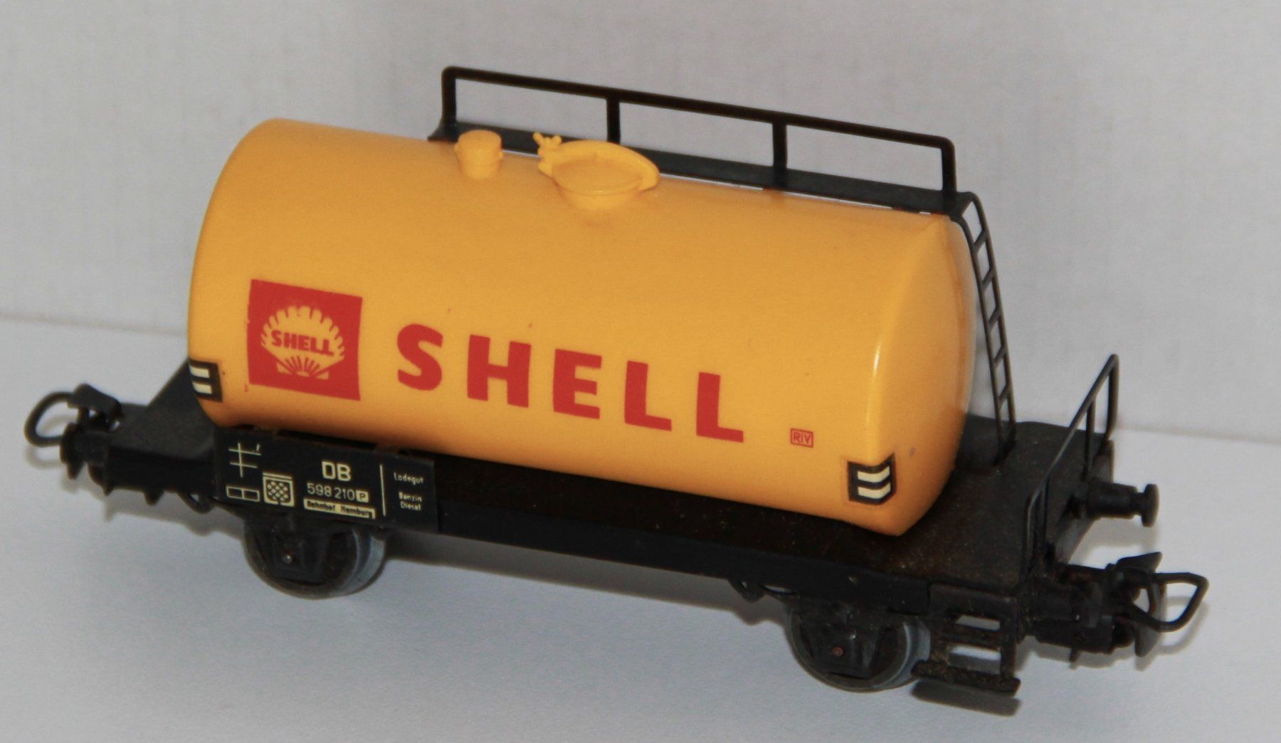 Märklin Modellini di ferrovie: Märklin HO 4502 -  Kesselwagen "SHELL" - OVP - AC – Usato da Giebenach venduto da eurosportler 1