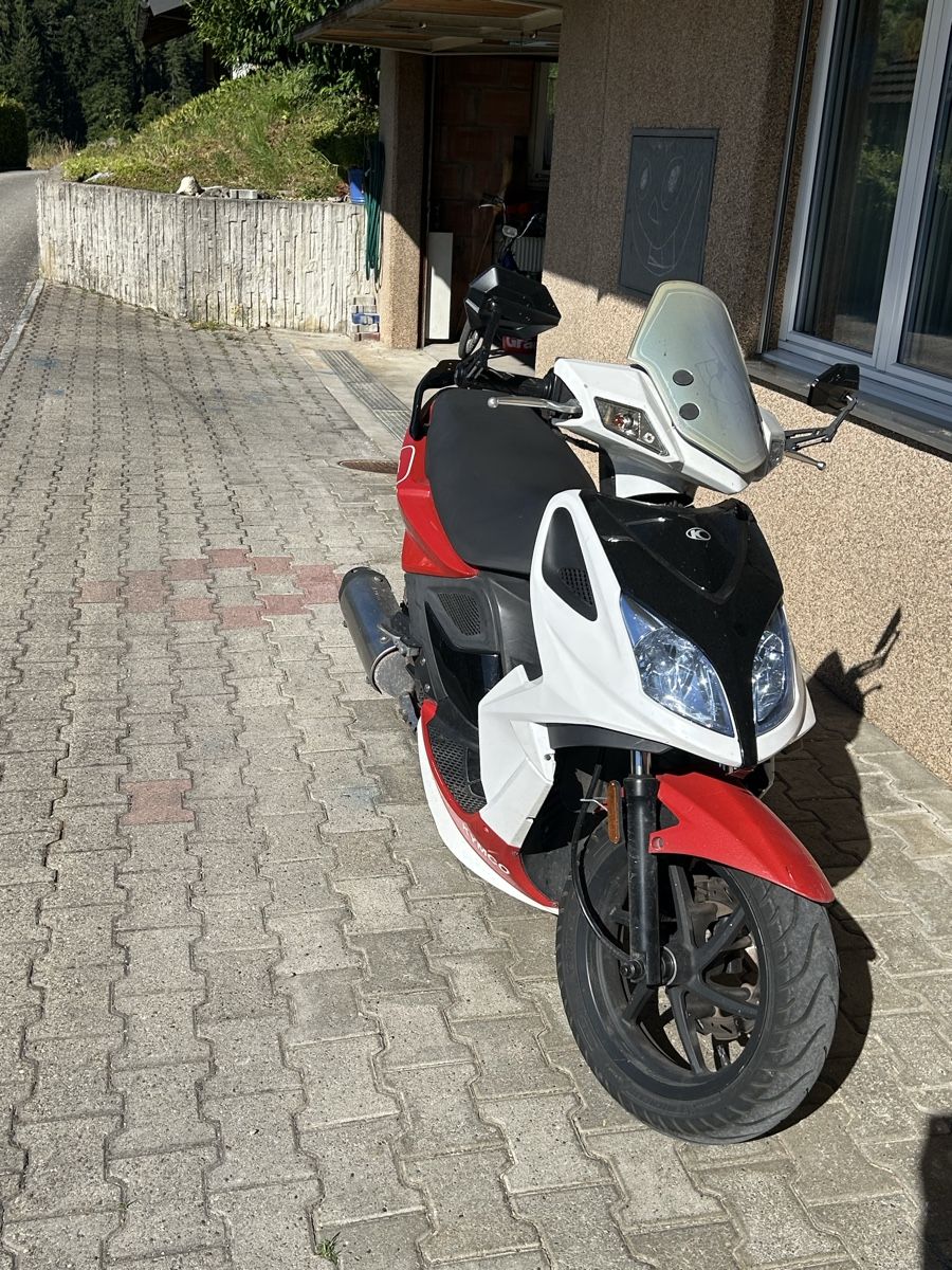 Kymco Scooters: Kymco super 8 125ccm – Gebraucht aus Bärschwil von gia_q5wn