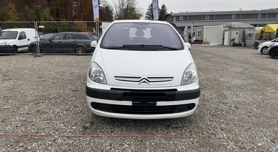 Citroën Automobili: CITROEN Xsara Picasso 1.6i – Usato da Bad Zurzach venduto da Nur.K 3