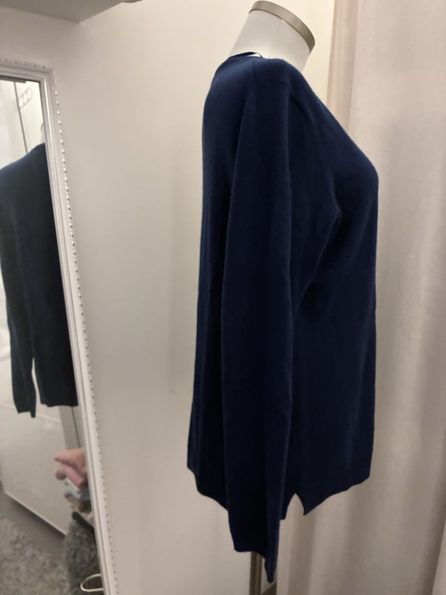 Maglioni & Felpe: Pullover dunkelblau V-Ausschnitt Grösse XL – Nuovo (secondo la descrizione) da Bäretswil venduto da Viechel 2