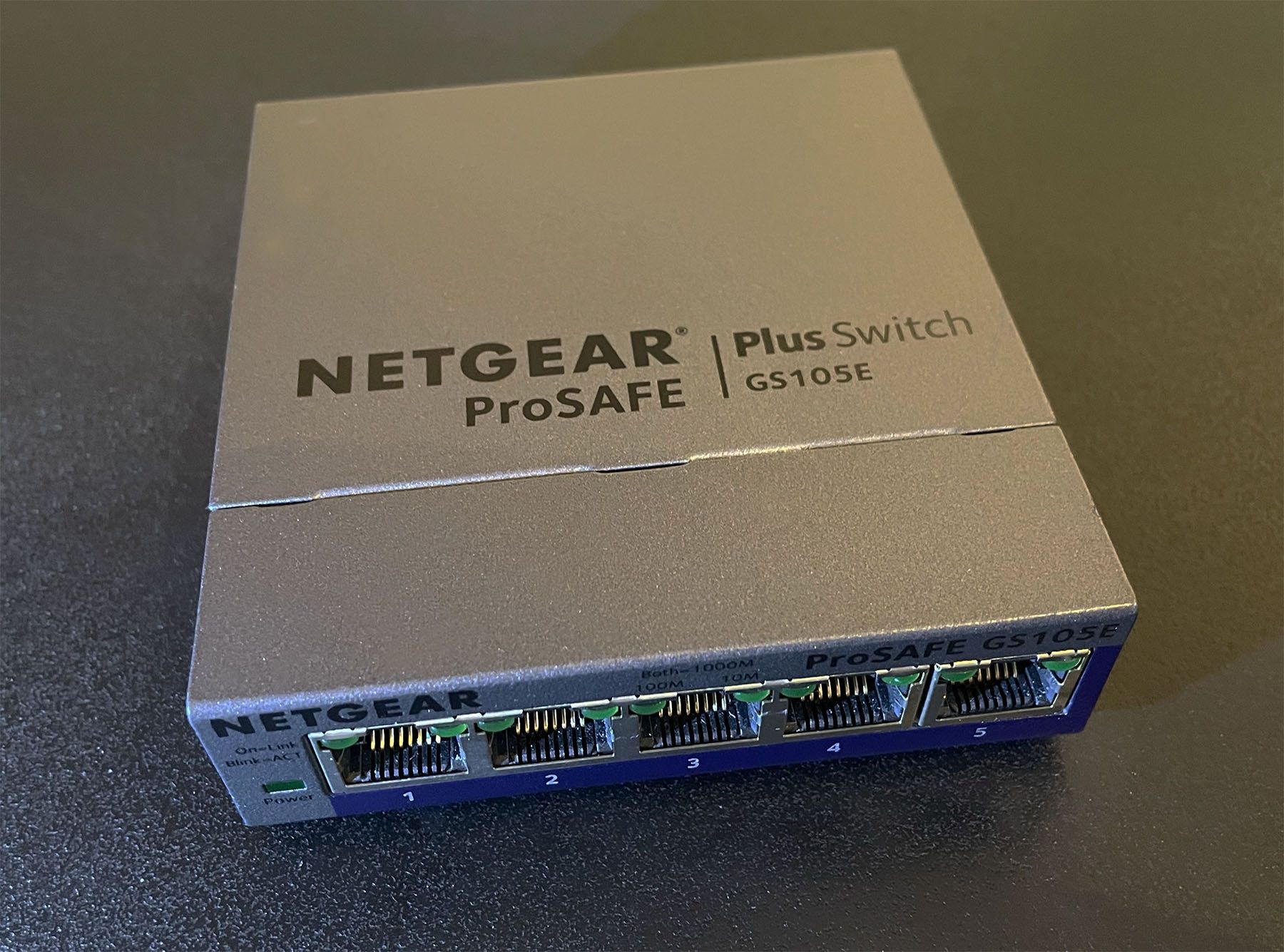 Netgear Hubs & Switches: Netgear ProSAFE Switch – Gebraucht aus Meisterschwanden von