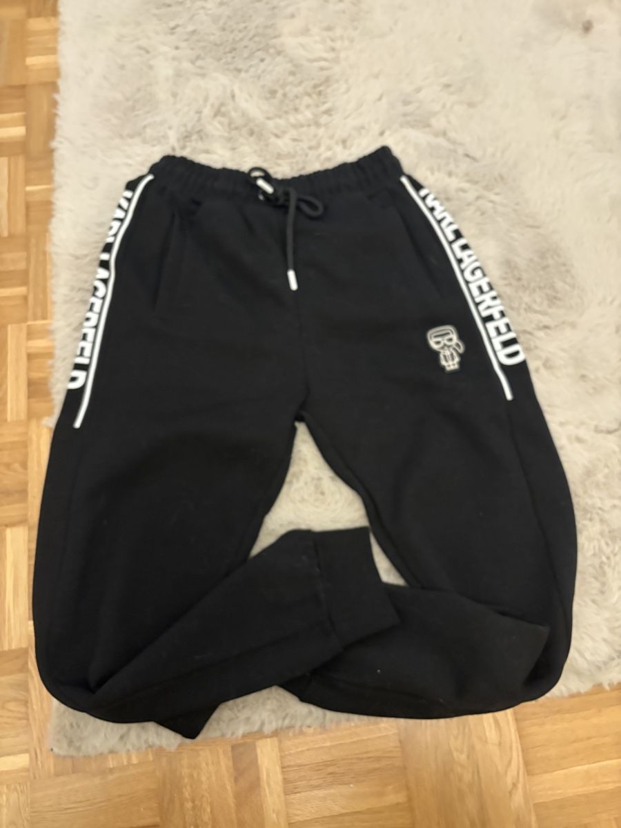 Karl Lagerfeld Pantalons: Karlagerfeld Jogginhose  – D'occasion à Luzern par lea_7hn8