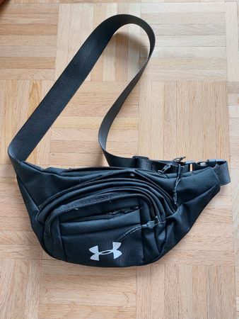 Bauchtasche Hüfttasche schwarz
