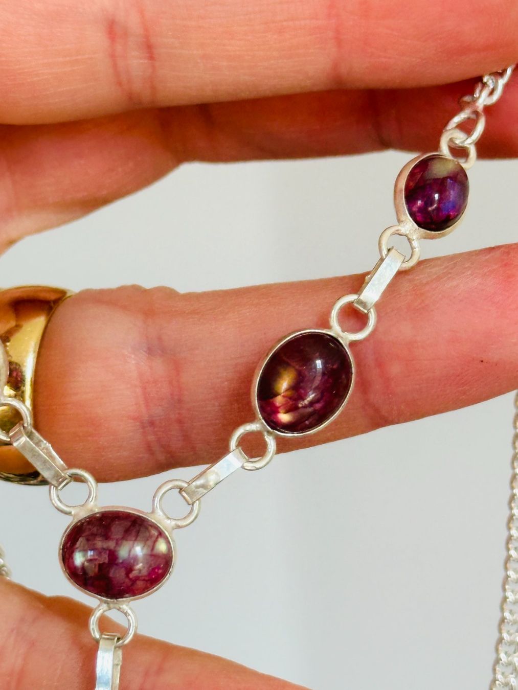 Ketten: Labradorite necklace – Neu und originalverpackt aus Genève von AGBERG 3