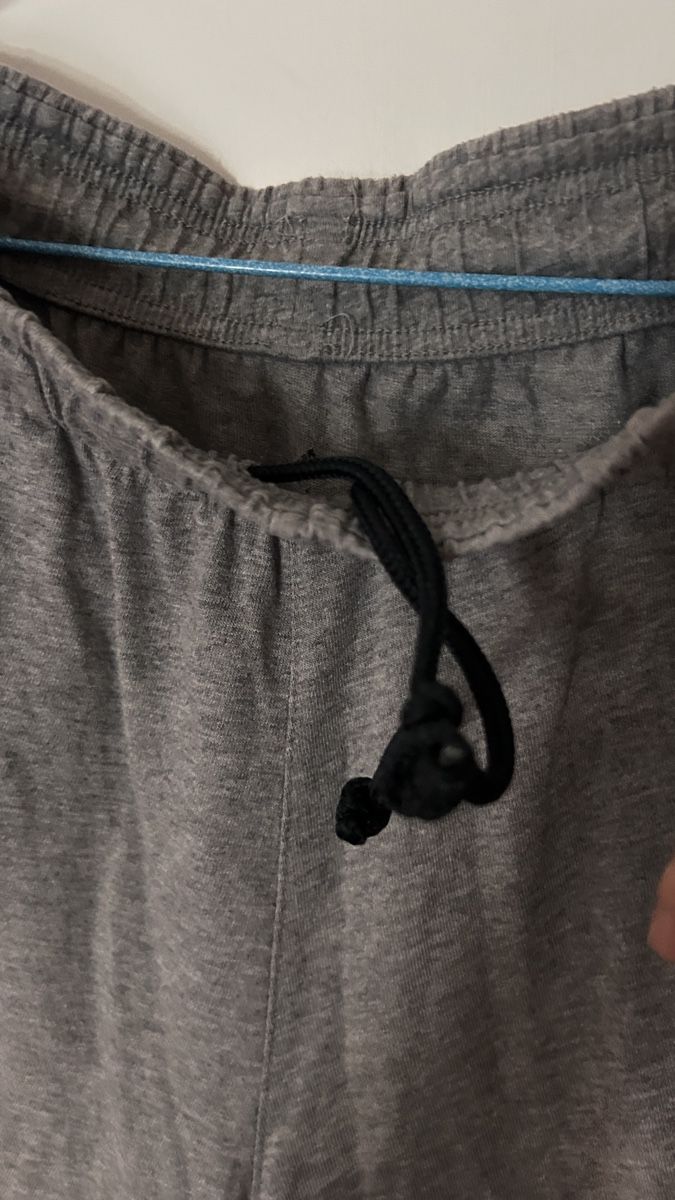 Adidas Pantaloni: Adidas Shorts Grey Size M – Usato da Genève venduto da Noemie.wrmsi 3