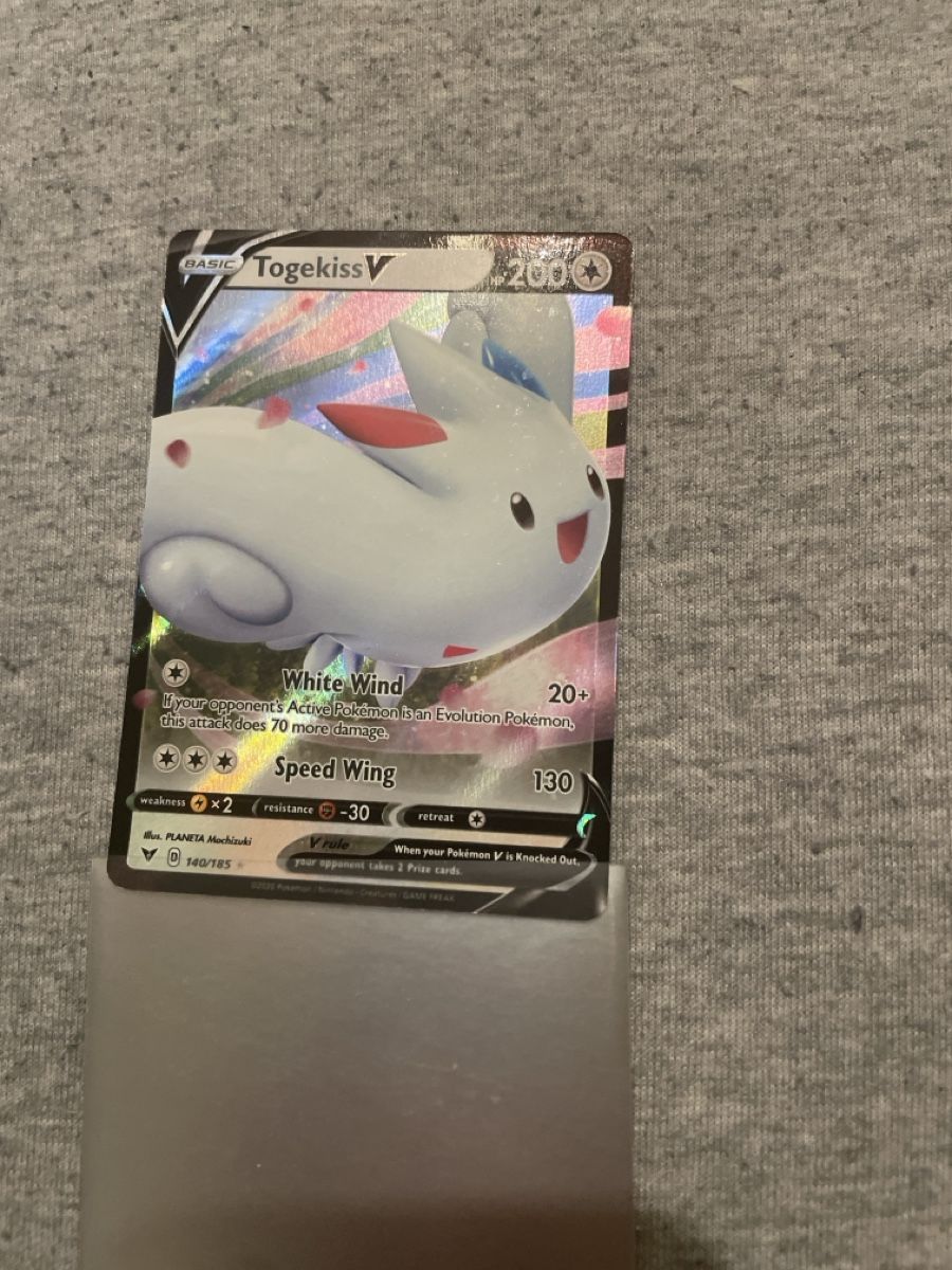 Pokémon Carte collezionabili: Togekiss V Vivid Voltage – Nuovo (secondo la descrizione) da Flawil venduto da Duft-Alchemist