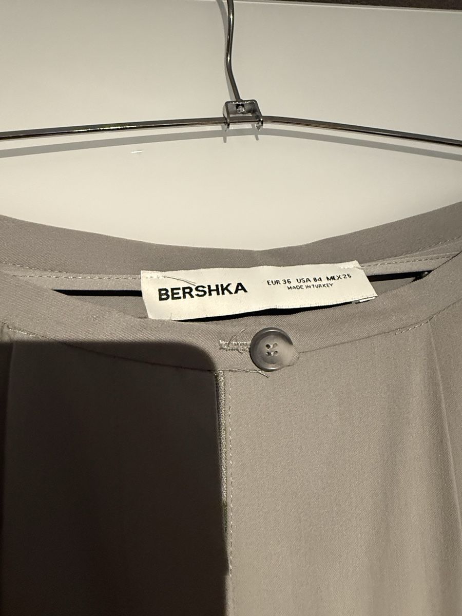 Pantaloni: High Waist Stoffhose – Nuovo (secondo la descrizione) da Herrliberg venduto da Joy_Strehler 2