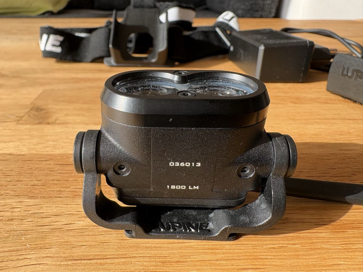 Fixation Casque Lupine Frontclick – Pour Piko Et Blika, Noire, Solide, Facile à Clipser