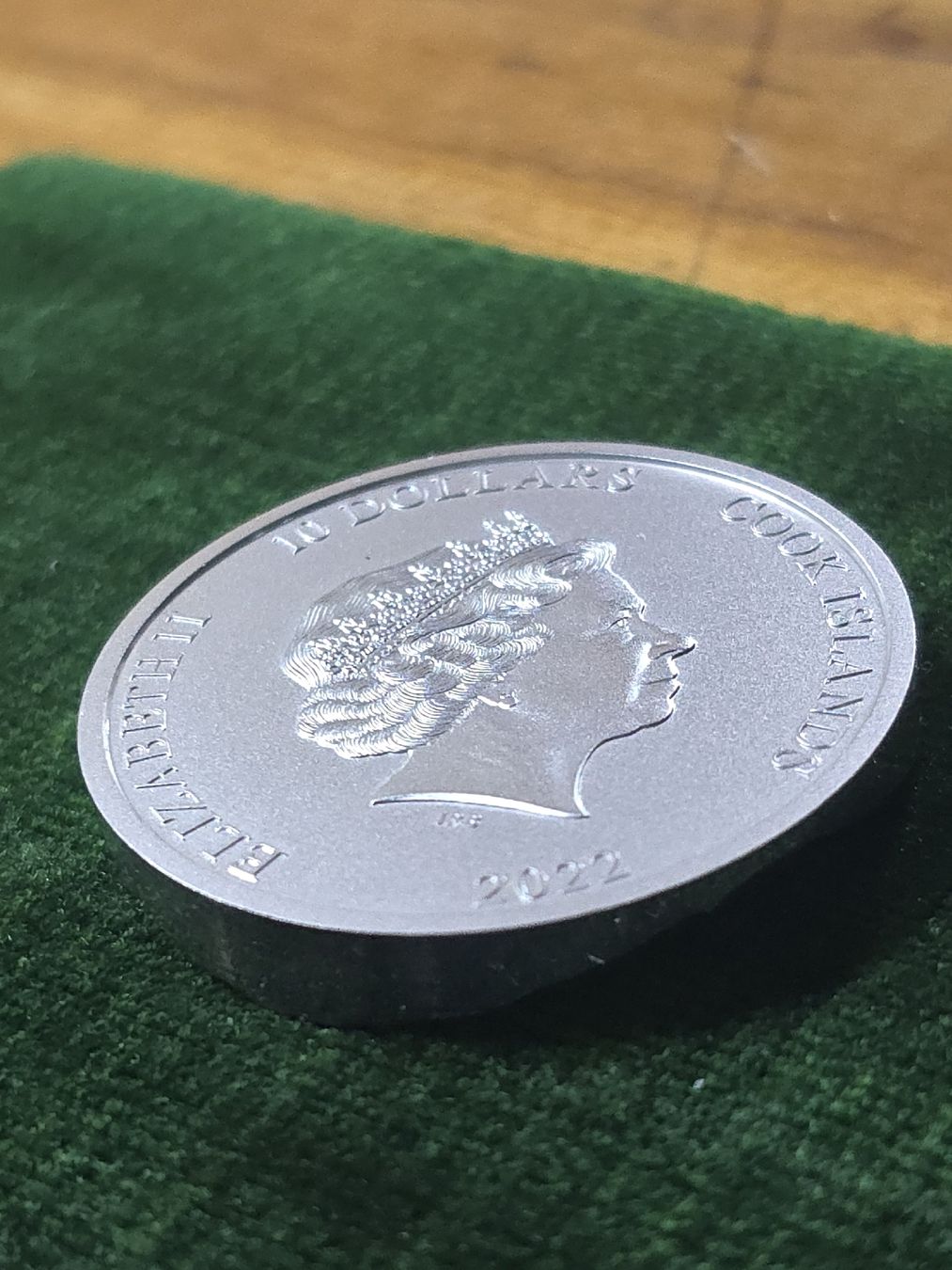 Tutti le monete: Pièce Argent Cook Islands 2022 Effet Diamant – Nuovo e nell'imballaggio originale da Carouge GE venduto da Mon_petit_grenier_27 6
