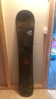 Snowboard d'occasion - Prêt pour la saison!