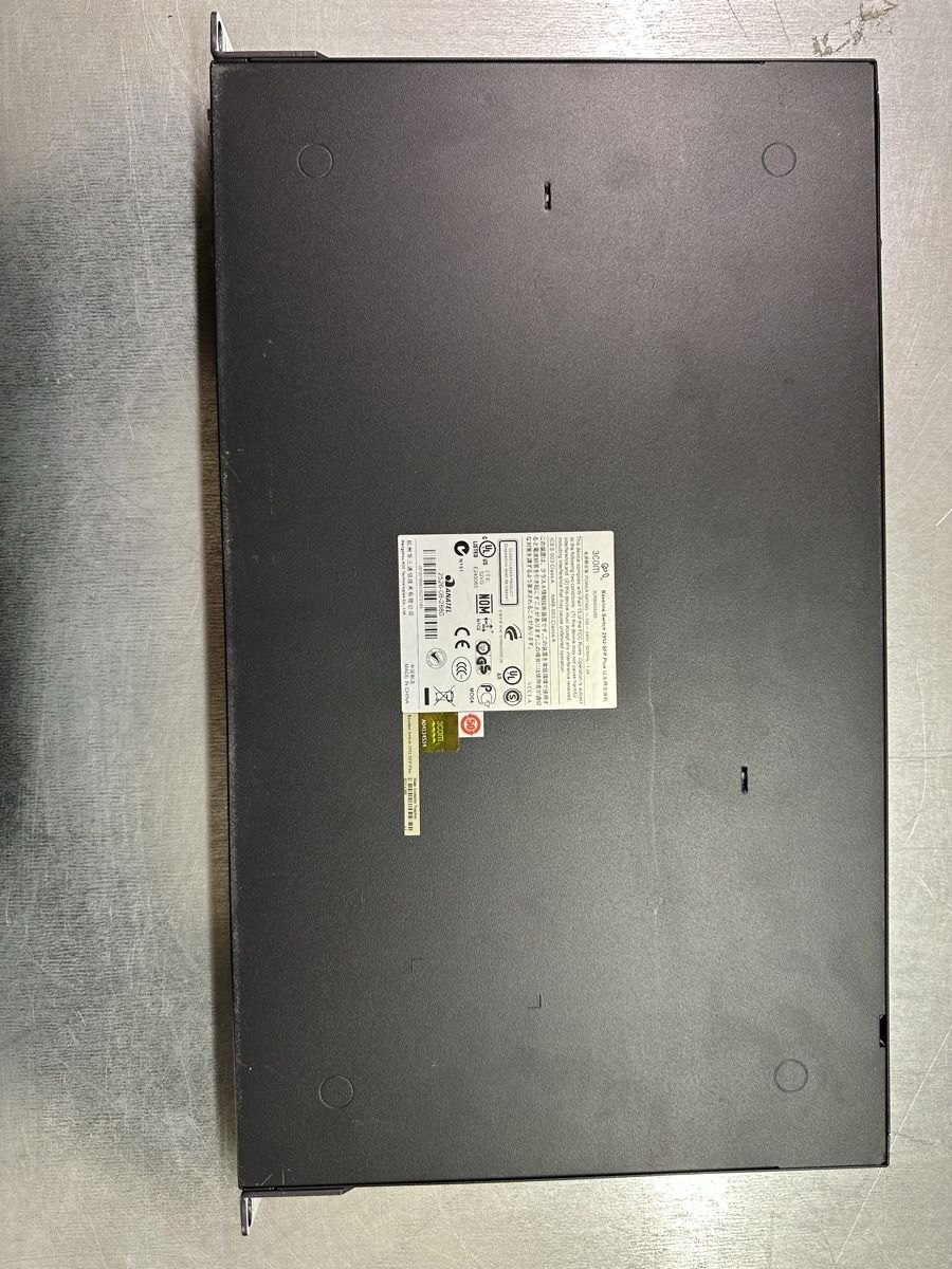 Hewlett Packard Hub & Switch: 3Com Baseline Switch 2952 SFP Plus 48 Port Switch – Usato da Luzern venduto da FrankGroebel 5