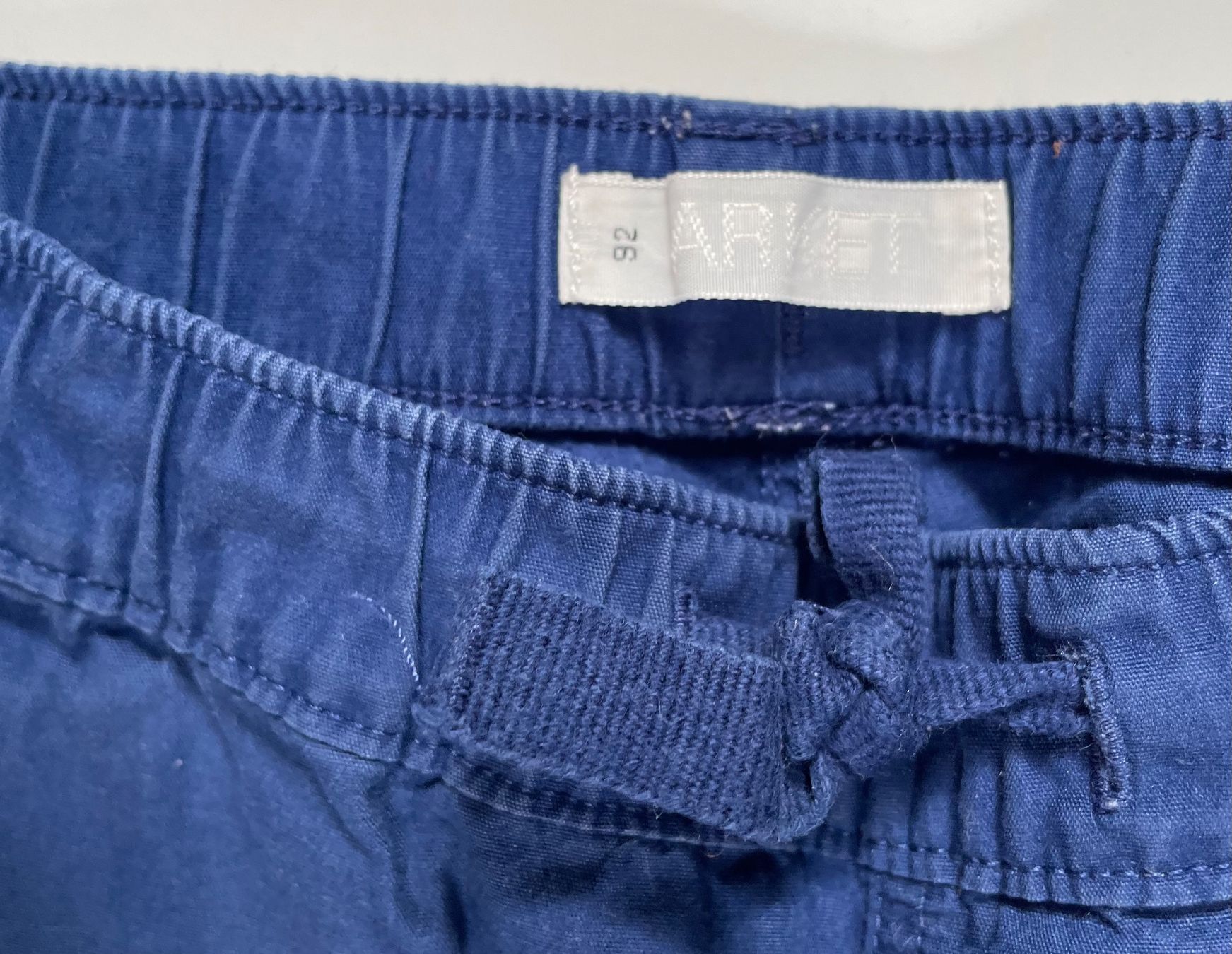 Arket Pantalons: Arket Kinderhose blau, Gr.92 – D'occasion à Grellingen par dinge 2