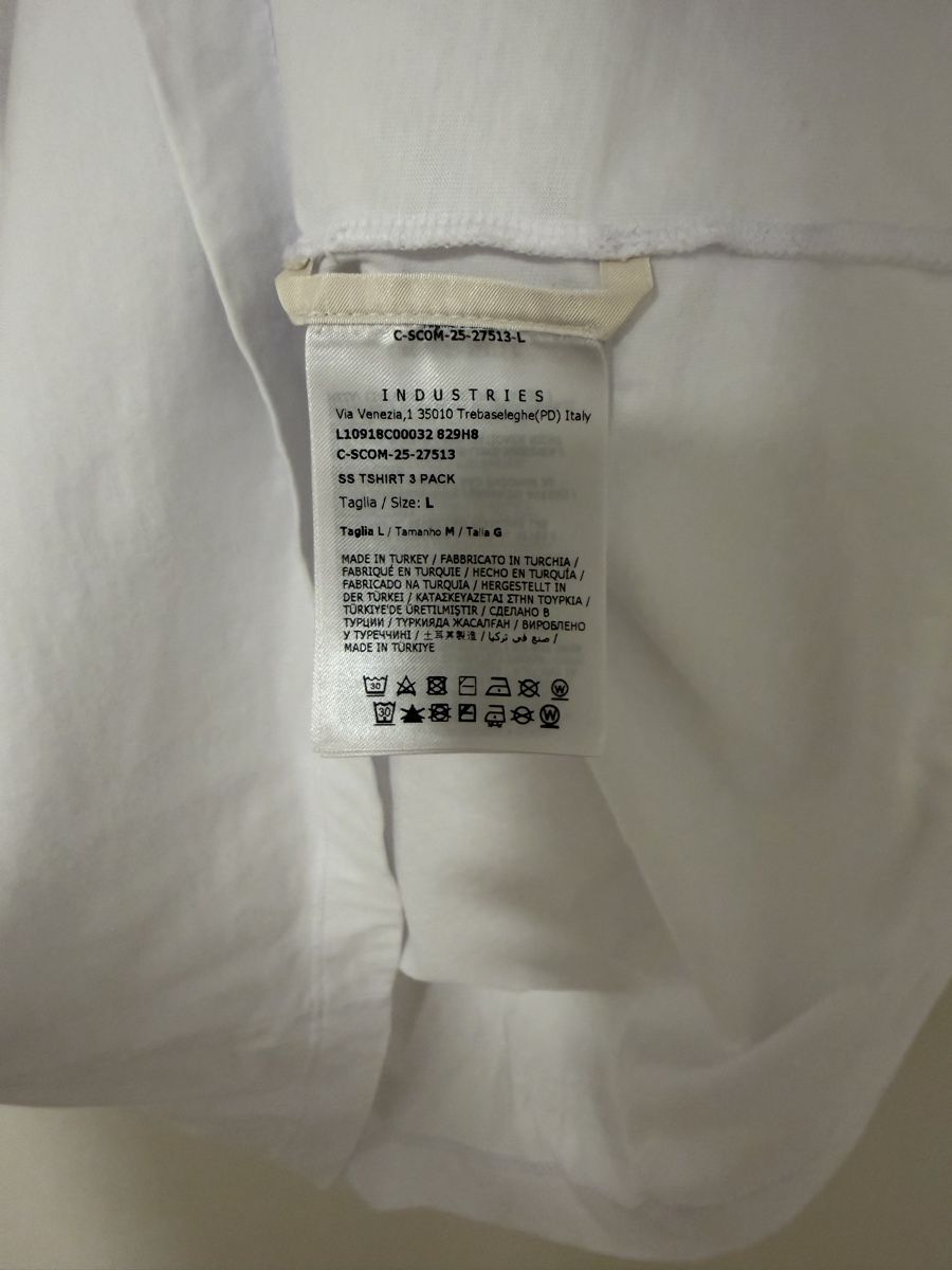 Moncler T-Shirts: Moncler Tschirt NEU – Neu (gemäss Beschreibung) aus Recherswil von Noname1 1