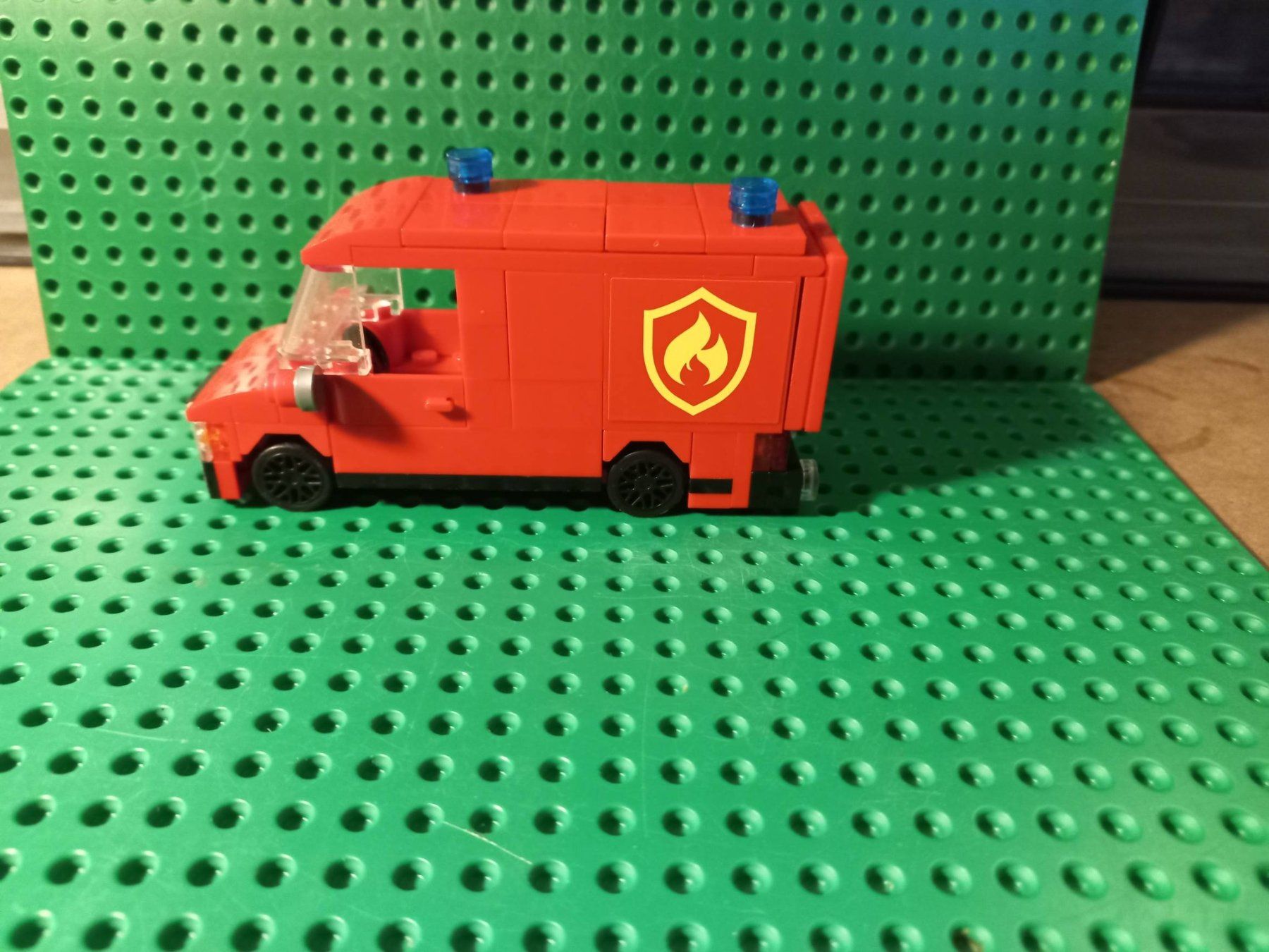 Lego Giocattoli: Le véhicule de pompier Lego – Usato da La tour de treme venduto da Legocreation82 2