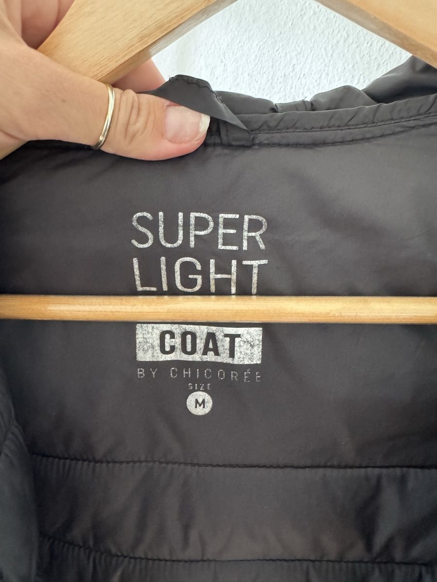 Cappotti: Super Light Coat Size M, Black - Fall Essential – Usato da Zürich venduto da Flao_78376 1