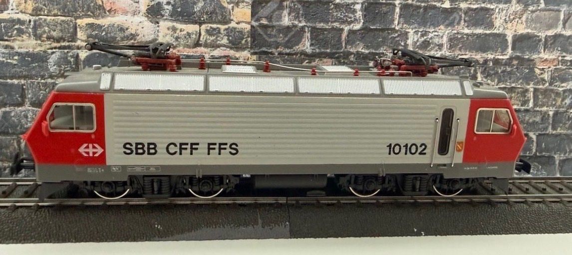 Märklin Modellini di ferrovie: Märklin H0 SBB Lok 10102 – Usato da Altdorf UR venduto da mobauwidmer 4