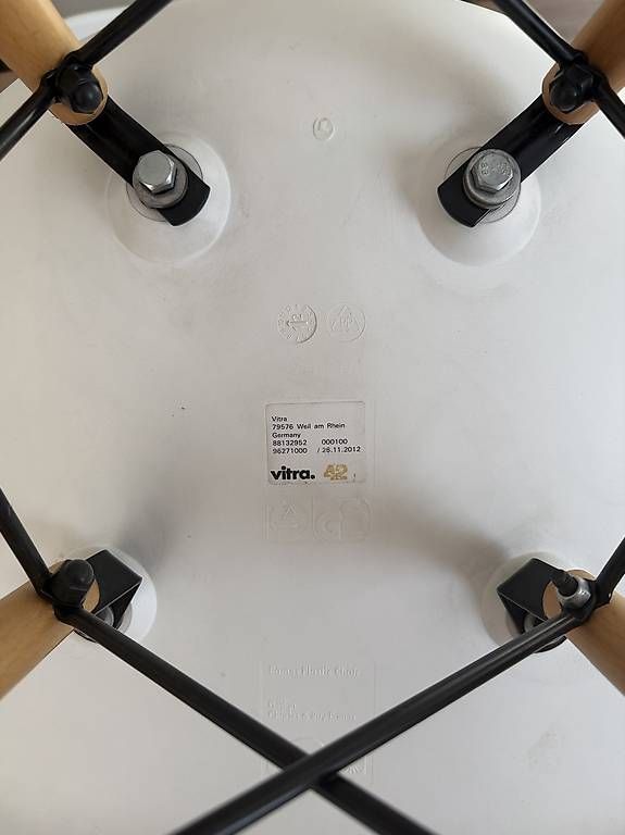 Vitra Sedie: 4 Eames Plastic Side Chair RE DSW - Original – Usato da Herisau venduto da anto9493 2