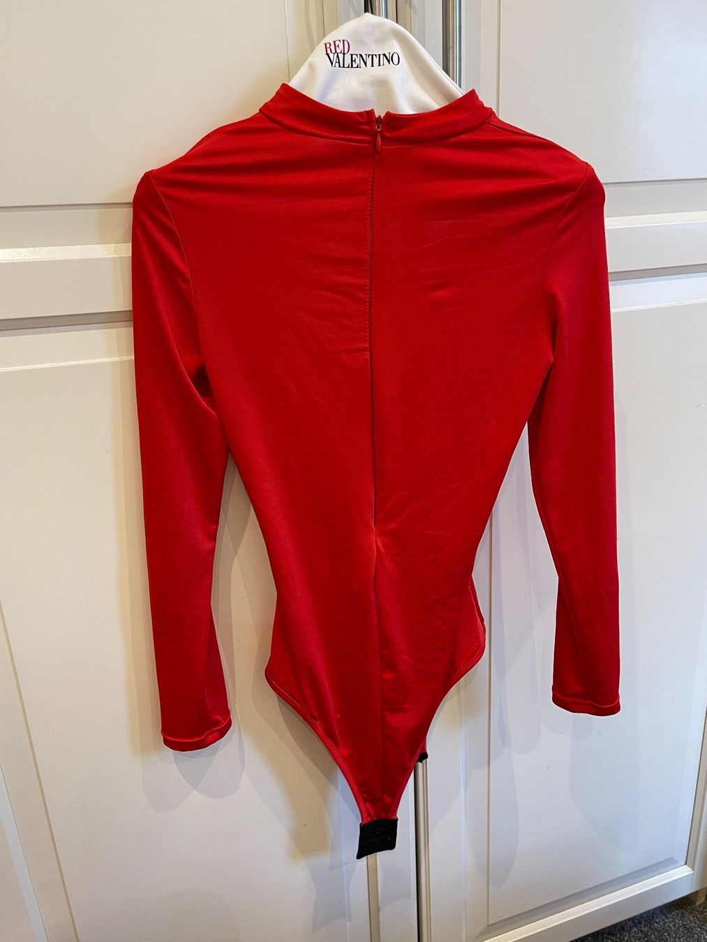 Top: Joli top Body Rouge Taille S – Usato da Genève venduto da Annilu 1