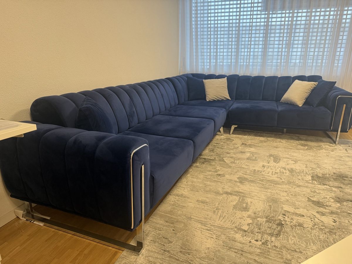Sofas: Ecksofa – Gebraucht aus Volketswil von G.GK 2