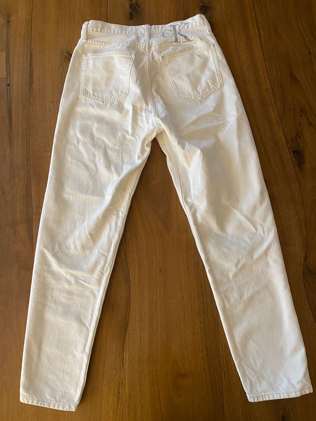 Calvin Klein Jeans: Calvin Klein Mom Jeans, Gr. 29 – Usato da Herrliberg venduto da little_useful_things 2